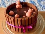 Gâteau drôle les cochons dans la boue