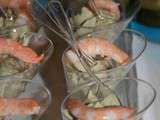 Espuma avocat et citron vert accompagne d'une gambas