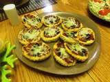 Mini-pizzas avec de la pâte feuilletée