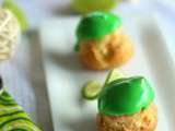 Petits choux à la crème pâtissière au citron vert