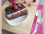 Gâteau mousse chocolat framboise