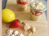 Verrines fraises, crème de citron crumble et meringues