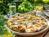 Pizza courgettes-fromage : cette recette d’été à la truite fait un carton (et surprend !)