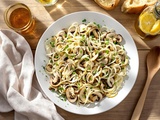 Prêt en 10 min : cette salade aux champignons a bluffé mes invités (recette ultra simple)