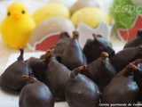 Mini figues sèches farcies aux noix et enrobées de chocolat