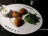 Duck balls de confit de canard au cantal, salade de roquette ( recette de l atelier des chefs)