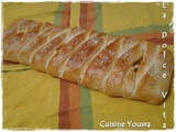Pain tressé farci