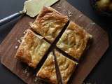 Galette des rois à la pâte de spéculoos, poire et noisettes, rien que ça