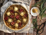 Tarte à l'oignon aux figues, chèvre et miel