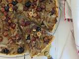 Tarte à l'oignon et noisettes