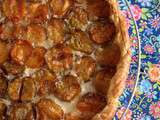 Tarte aux reines claudes & poudre de noisettes