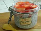 { En-cas} Chia pudding à la fraise