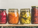 Pas à pas pour préparer son bocal de légumes marinés