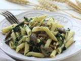 Penne de saison, aux épinards et champignons