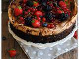 Gâteau meringué au chocolat et aux fruits rouges