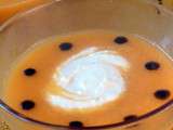 Gaspacho de melon, crème de fêta à l'ail