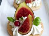 Tartelettes au figues et chantilly Roquefort