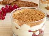 Tiramisu aux speculoos et groseilles