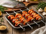 Brochettes de truite saumonée aux champignons croustillants