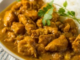 Facile du poulet au curry et lait de coco : une saveur thaï authentique