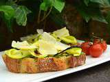 Bruschetta verde (pesto, courgette)