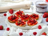 Tartelettes fraises, framboises et grué de cacao