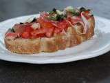 Tartine tomates, jambon de Parme et basilic