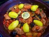 Tajine de veau aux pruneaux, courgettes, amandes et pommes de terre