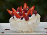 Pavlova individuelle aux fruits