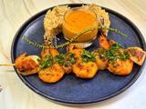 Brochettes de St Jacques et gambas à la plancha