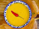 Potage végétalien de patate douce, haricots blancs et curcuma