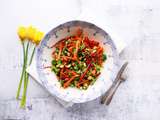 Salade de brocoli avec vinaigrette au miso