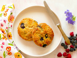 Scones citronnés, vanille et bleuets