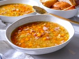 Soupe aux pois cassés, lentilles et jambon