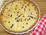 Tarte aux pommes et aux pépites de chocolat avec pâte sablée aux amandes