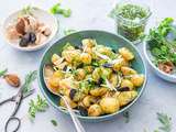 Salade tiède de Délicatesses aux herbes fraîches et ail noir