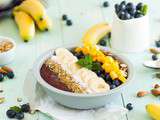 Smoothie bowl banane, mangue & myrtille