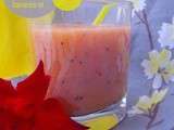 Smoothie au kiwis jaunes, banane et fraises