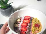 Smoothie bowl pour un petit déjeuner équilibré