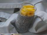 Pudding De chia et Mangue Fraîche