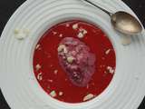 Soupe de Fraises et Quenelles de Myrtilles Glacées