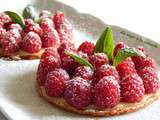 Tarte fine aux  framboises, citron-basilic