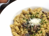 Fusilli crémeuses aux champignons bruns