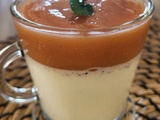 Panna cotta à la vanille et son coulis de pêches