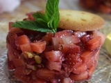 Tartare de fraises aux pistaches