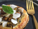 Tarte fine aux cèpes et au parmesan