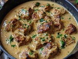 Sublimez Votre Dîner avec ce Sauté de Porc à la Crème de Moutarde : Recette Facile et Savoureuse pour Impressionner vos Proches