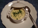 Velouté de chou-fleur facile et savoureux au fromage frais et curry
