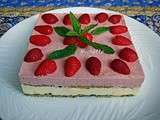 Fraisier raffiné à la pistache, mousses à la fraise et à la vanille