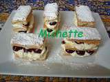 Mille feuilles pâte inversée, mousse chocolat blanc et cerises alcoolisées